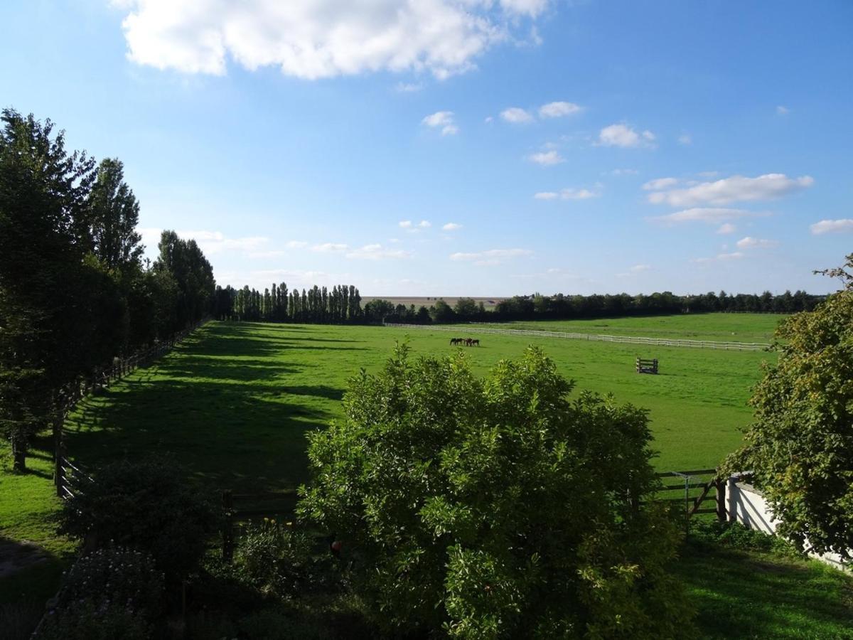 Le Seigneur De Bons Appartement Buitenkant foto